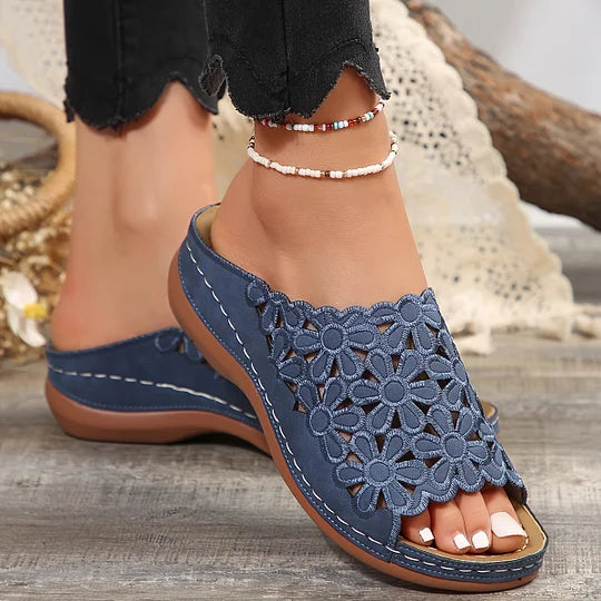 Women's Open Toe Wedge Sliders – Cut-Out Leather Upper, Foam Insole, 7 cm Heel – image 2