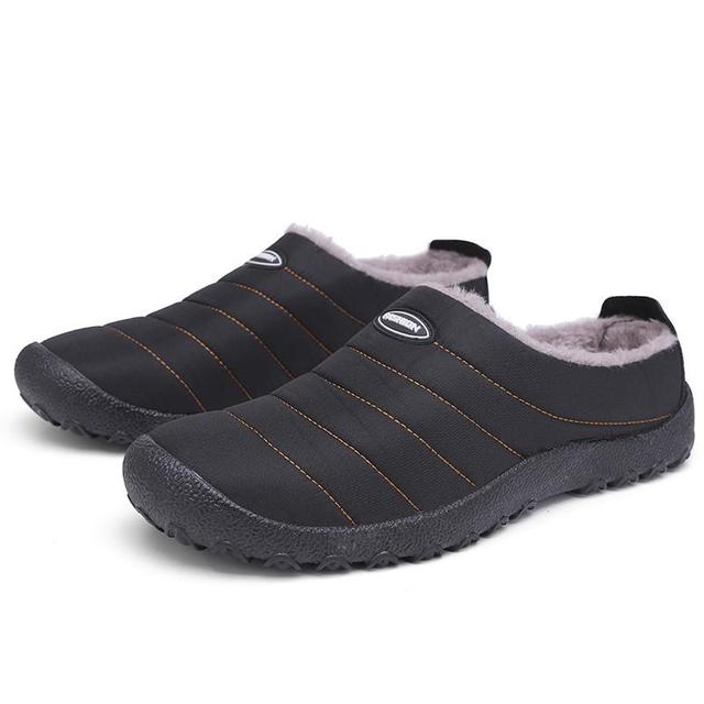 Men's Fur Lined Winter Sliders – Water-Resistant, Indoor and Outdoor, Cushioned Footbed